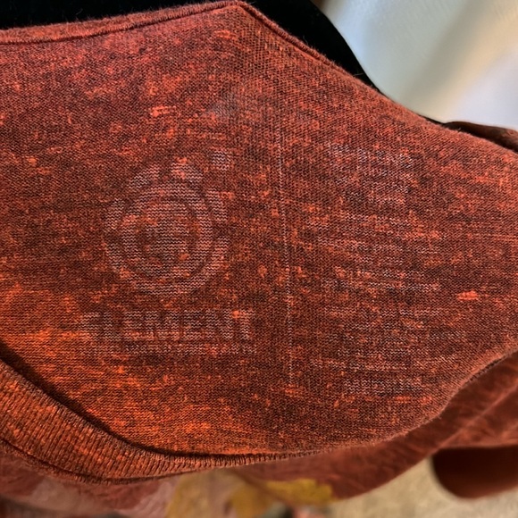 Rust colored Element T-Shirt - Picture 4 of 5